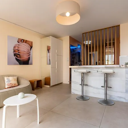 Appartement Nest Luxe - Terrasse - Design - A Pied - Parking - Village Naturiste Agde