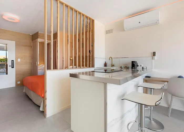 Love Nest Luxe - Terrasse - Design - Plage A Pied - Parking - Village Naturiste Apartment