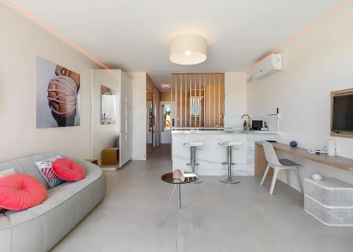 Love Nest Luxe - Terrasse - Design - Plage A Pied - Parking - Village Naturiste Appartement *