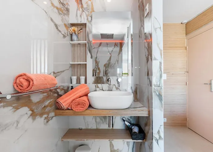 Village Naturiste R4n - Le Nest Heliopolis Luxe