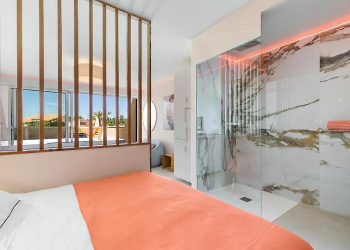 Love Nest Luxe - Terrasse - Design - Plage A Pied - Parking - Village Naturiste Apartment Agde