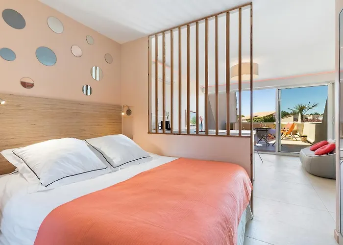 Appartement Love Nest Luxe - Terrasse - Design - Plage A Pied - Parking - Village Naturiste Agde